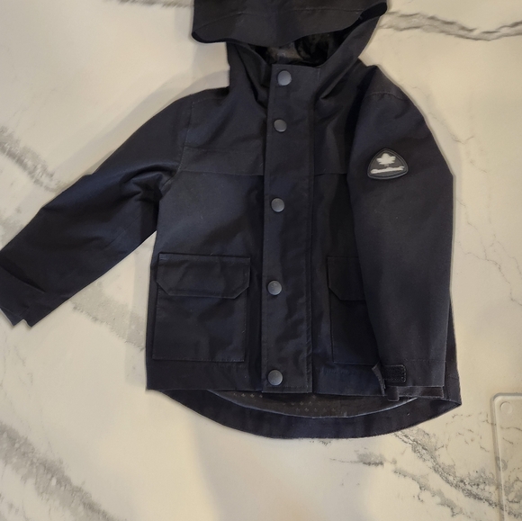 Canadiana 2T rain jacket - Picture 3 of 4